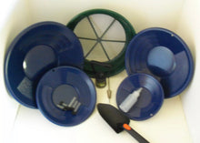 Load image into Gallery viewer, SE2 Blue Starter Kit Gold Classifier Screen &amp; Gold Pan Panning Kit
